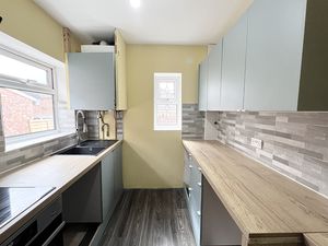 Photo 7- click for photo gallery